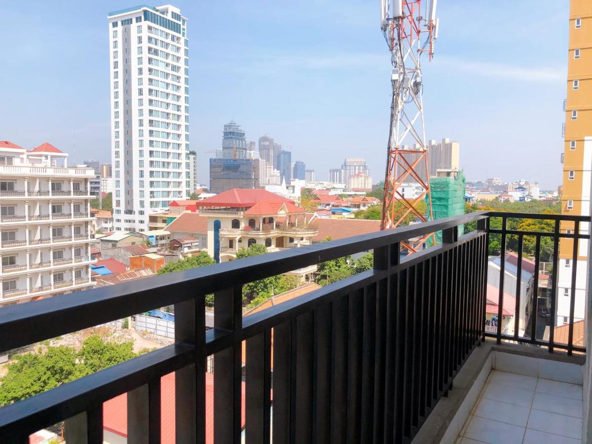 Lejlighed i Chamkar Morn på 60 m². Soveværelser: 2. Private badeværelser: 2. Phnom Penh Eksteriør billede