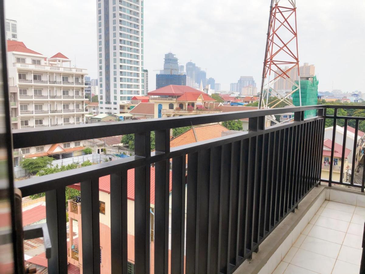 Lejlighed i Chamkar Morn på 60 m². Soveværelser: 2. Private badeværelser: 2. Phnom Penh Eksteriør billede