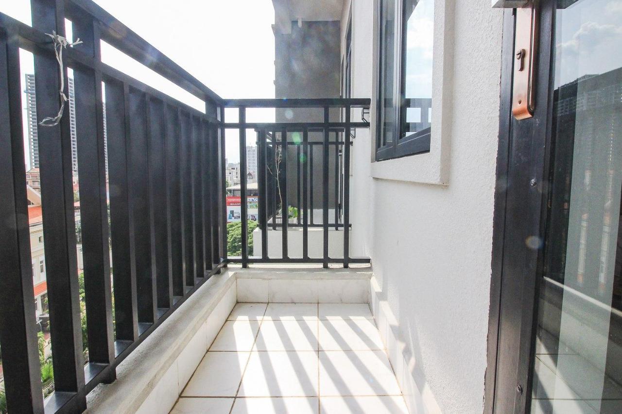 Lejlighed i Chamkar Morn på 60 m². Soveværelser: 2. Private badeværelser: 2. Phnom Penh Eksteriør billede